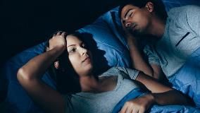 Study Finds Early Relationships May Affect Sleep a Decade Later