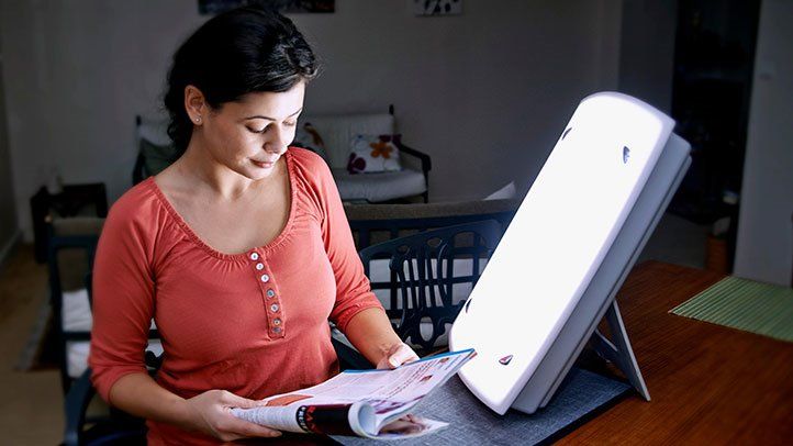 Light Therapy May Give Women Quick Relief From Midlife Sleep Trouble, Research Shows